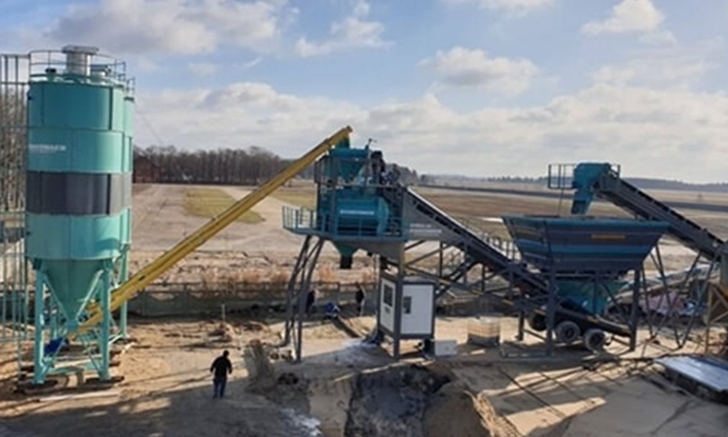 CONSTMACH MOBILE 100 mobile concrete plant is taken into operation for our customer in Poland.