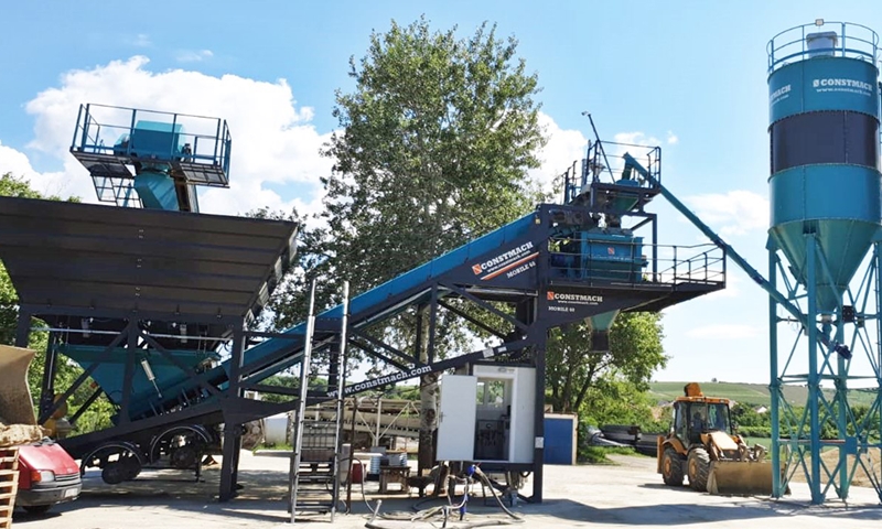 CONSTMACH MOBILE 60 mobile concrete plant is taken into operation for our customer in Hungary.