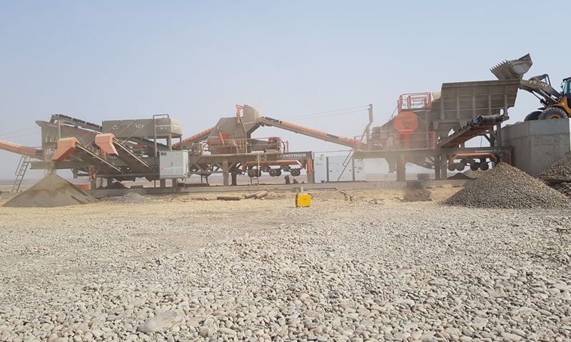 L'usine de concassage mobile CONSTMACH JS-2 est mise en service pour notre client à OMAN !