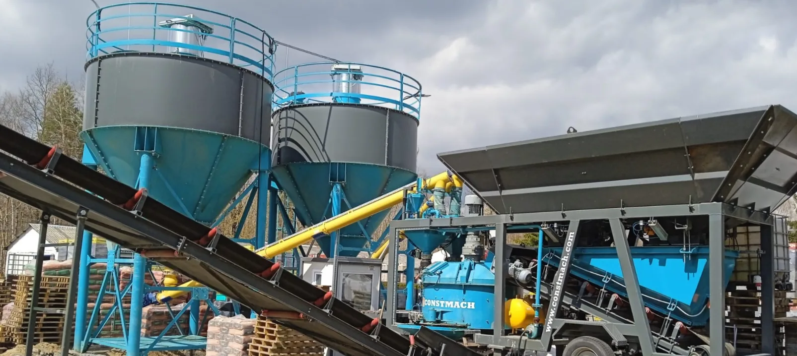 CEMENT SILO